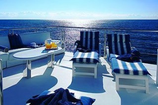 CARMEN SERENA -  Sundeck 1